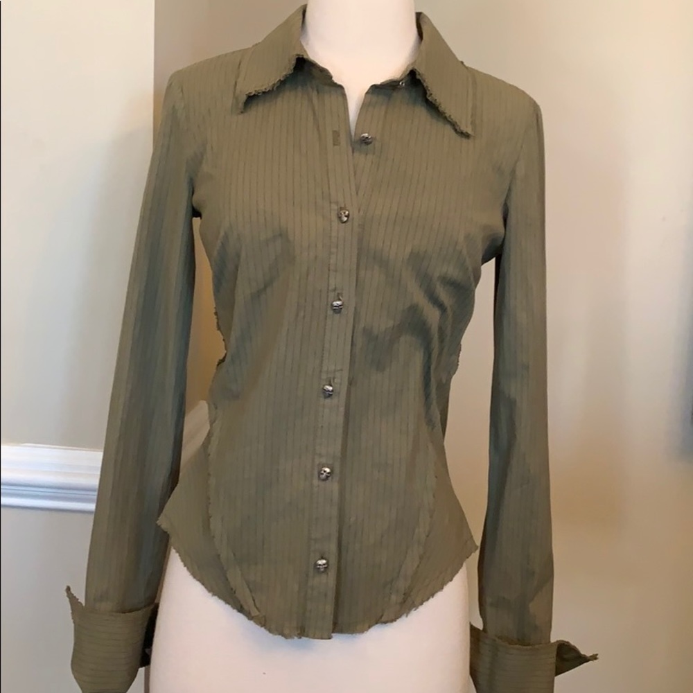 Love Junkie blouse with skull accents